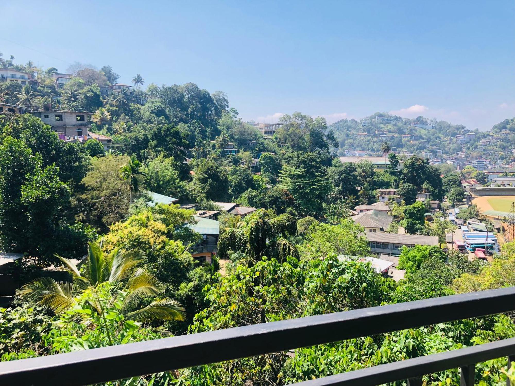 Kandy Dilruk Homestay Exterior photo